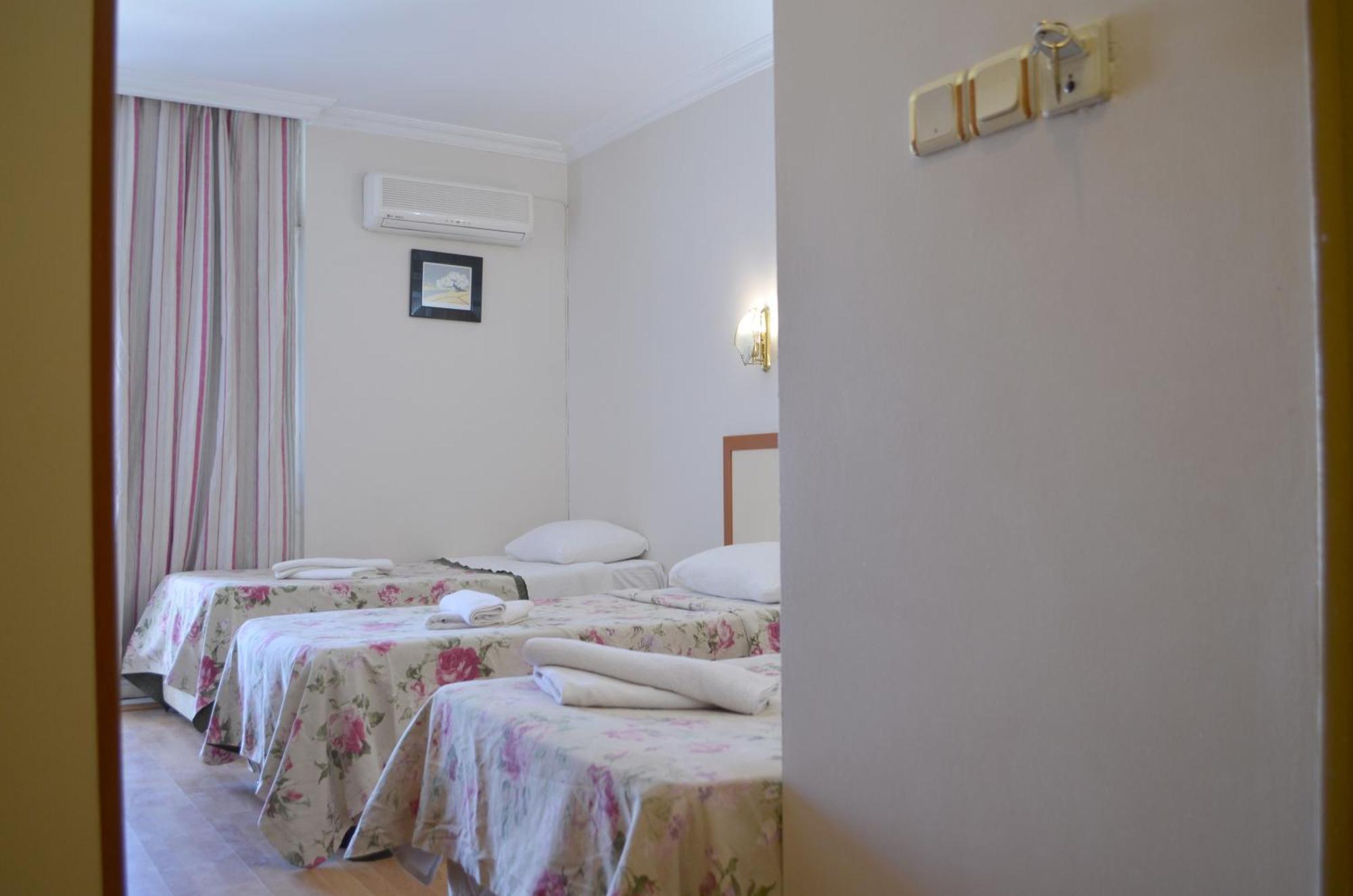 Grand Milano Hotel Ayvalı Δωμάτιο φωτογραφία